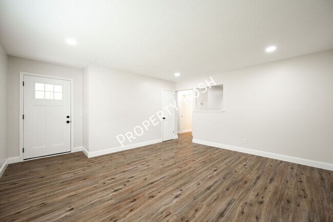 Building Photo - 7716 Nautical Way