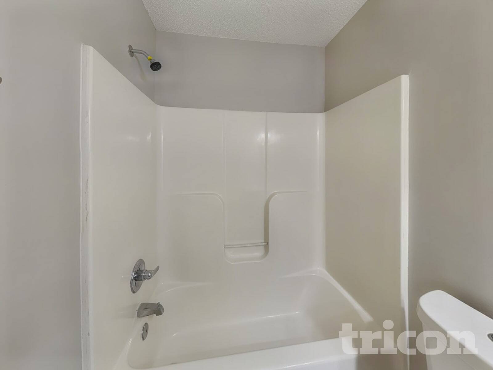 Building Photo - 7116 Lowen Rd