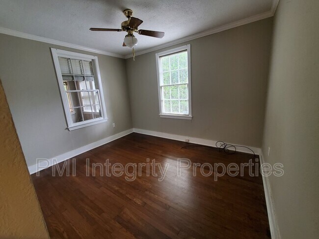Building Photo - 4750 Tupello St