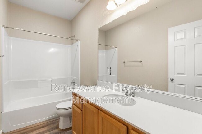 Building Photo - 15896 4 Corners Ct