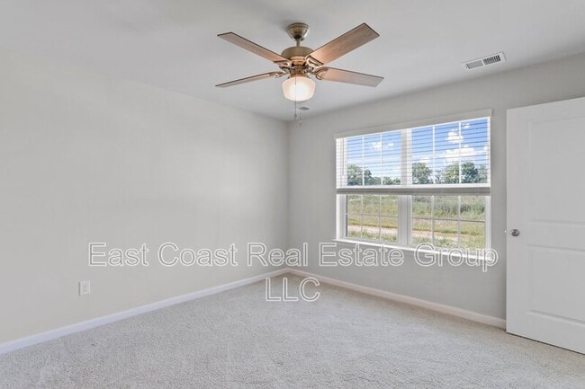 Building Photo - 266 Gumspring Dr