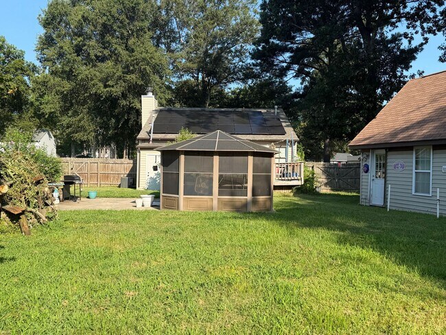 Building Photo - 5801 Pleasant Woods Ct