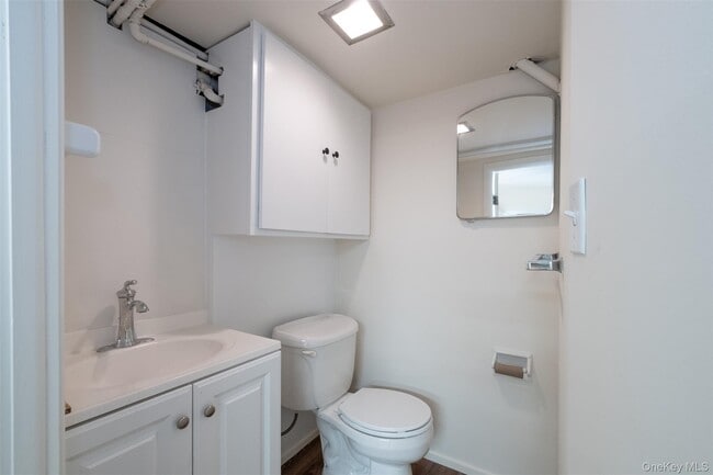 Building Photo - 1306 Henry Ave