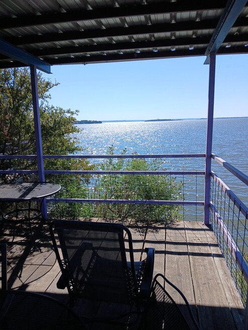 Building Photo - 1445 Waterway Ln