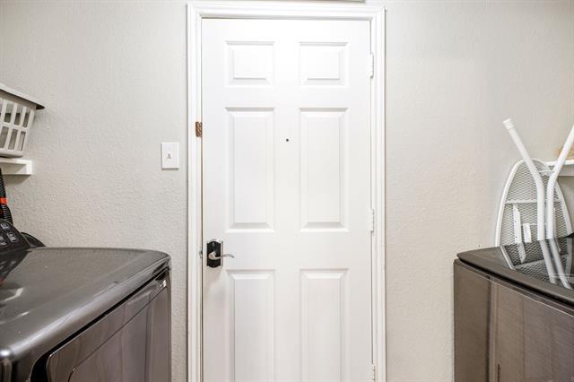 Building Photo - 4709 Justin Dr