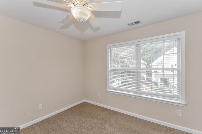 Building Photo - 254 Highland Falls Blvd