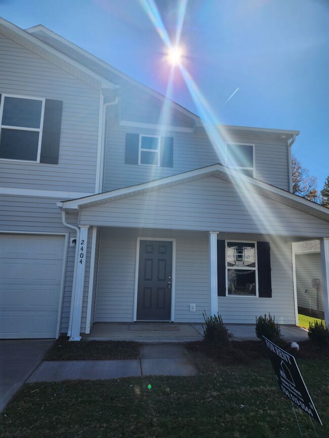 Building Photo - Beautifulhome in Ashton Manor