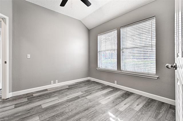 Building Photo - 4109 Pinewood Dr