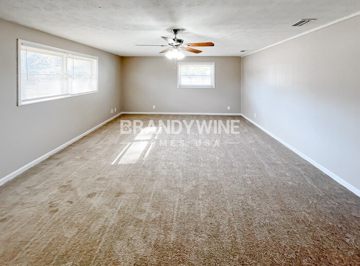 Building Photo - 7671 Vale Dr