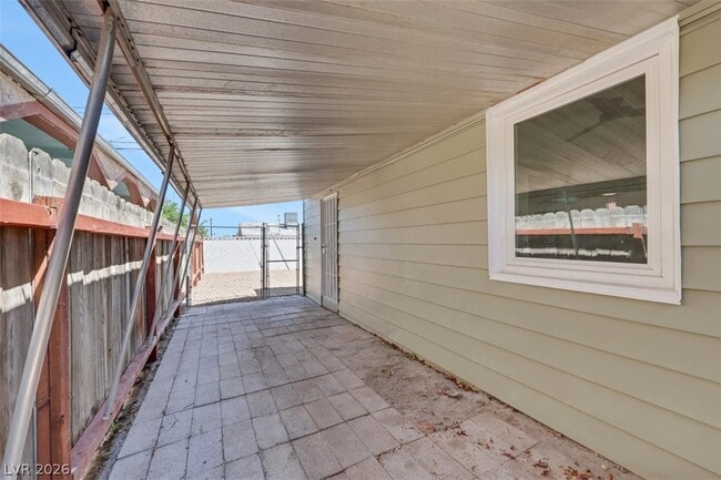 Building Photo - 625 National St