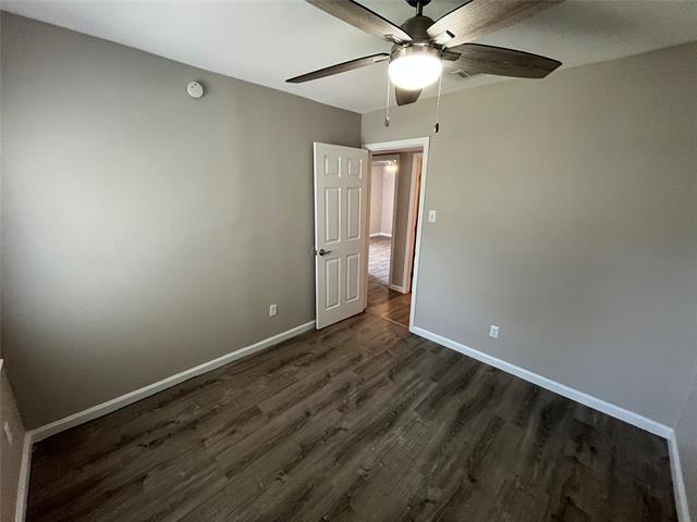 Building Photo - 323 N Cottonwood Dr