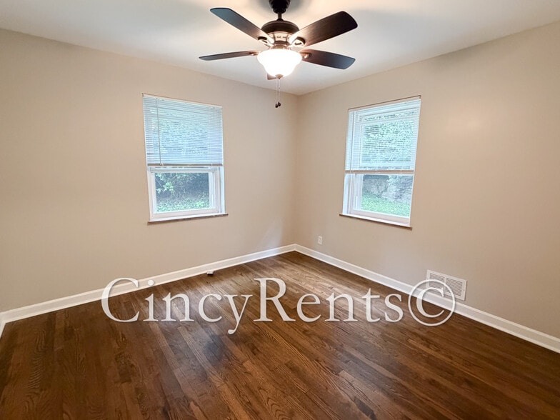 Building Photo - 4105 Paxton Woods Dr