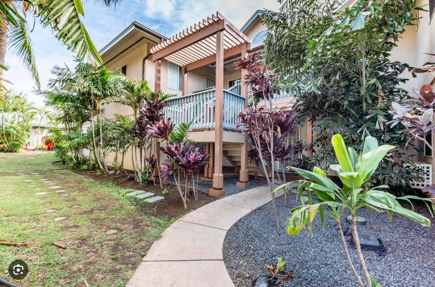 Building Photo - 70 Halili Ln