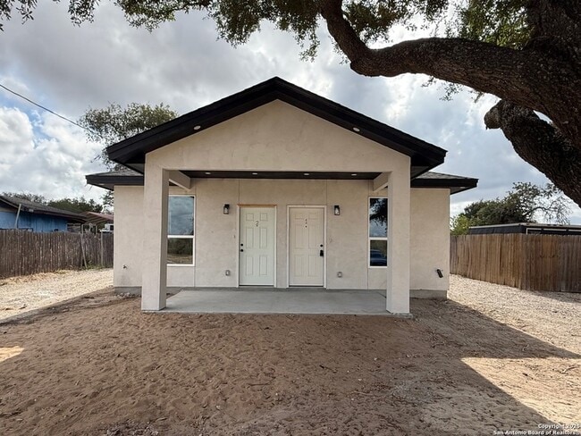 Building Photo - 3274 I-35