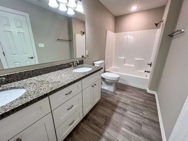 Building Photo - 6705 MARIBETTE RD