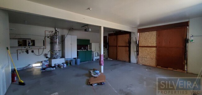 Building Photo - Three Bedroom Home In Orcut/Santa Maria