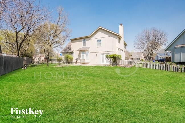 Building Photo - 1419 S Sheridan Bridge Pl