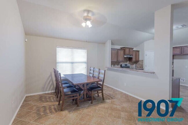Building Photo - Stunning 3-Bedroom Home in OKC with Modern...