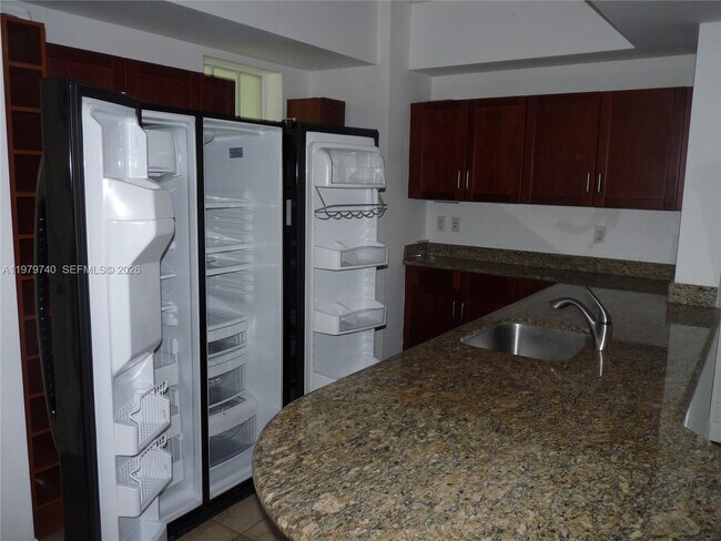 Building Photo - 7285 SW 90th St