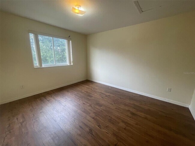 Building Photo - 659 Caribbean Dr