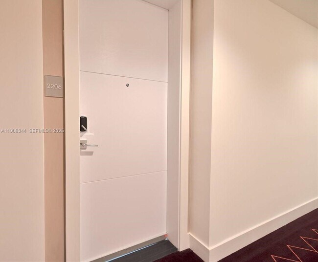 Building Photo - 2000 Metropica Wy