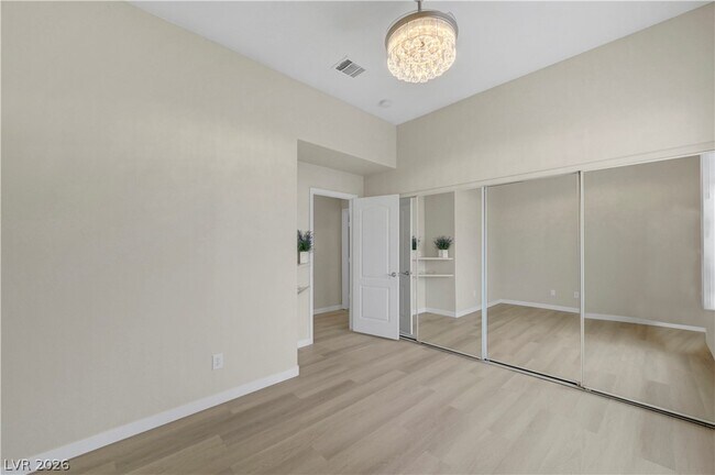 Building Photo - 2701 Copper Cove Dr