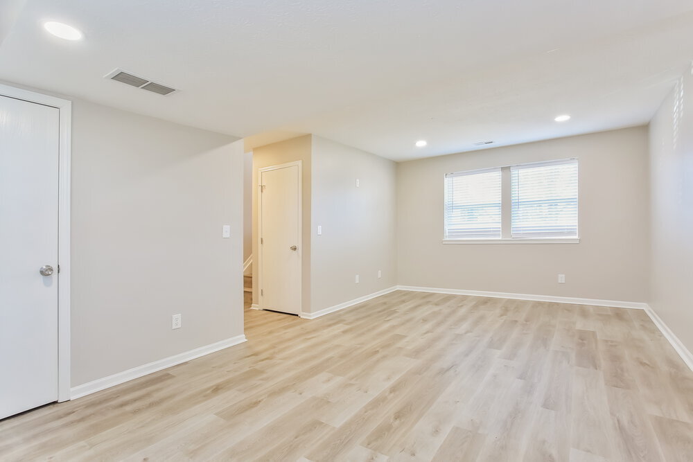 Building Photo - 4990 Brice Creek Dr