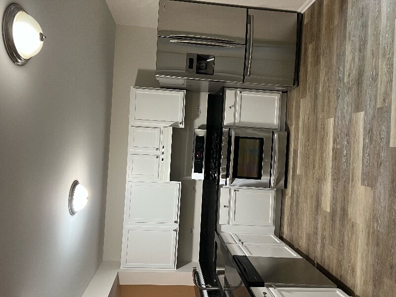 Building Photo - 275 W Whispering Oaks Ln