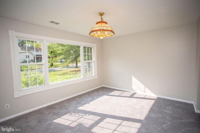 Building Photo - 1016 Eagle Ln