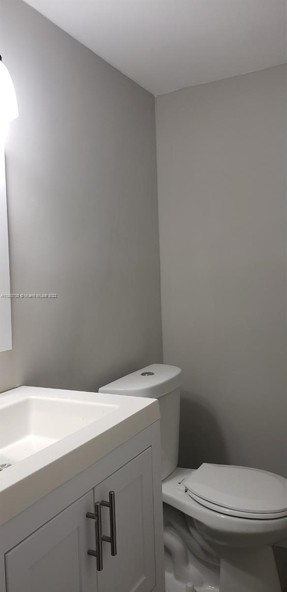 Building Photo - 200 Galen Dr