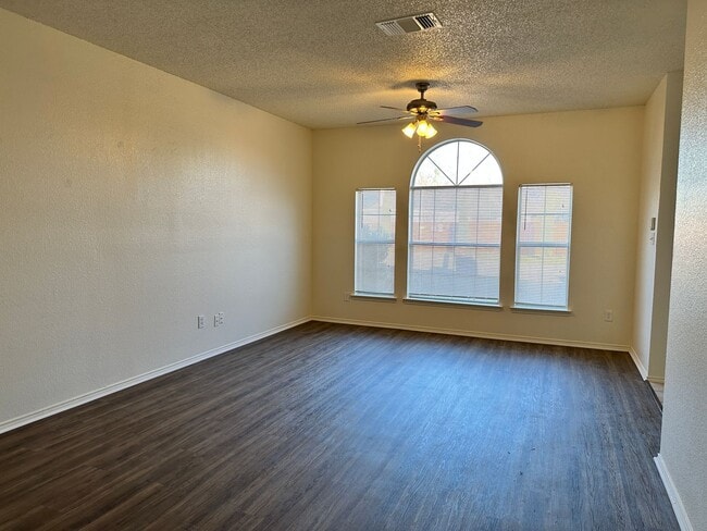 Building Photo - Nice one story home in Keller ISD.