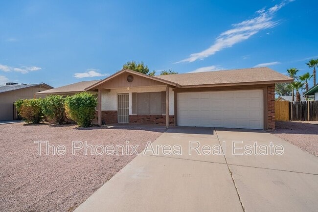 Building Photo - 3109 E Pueblo Ave