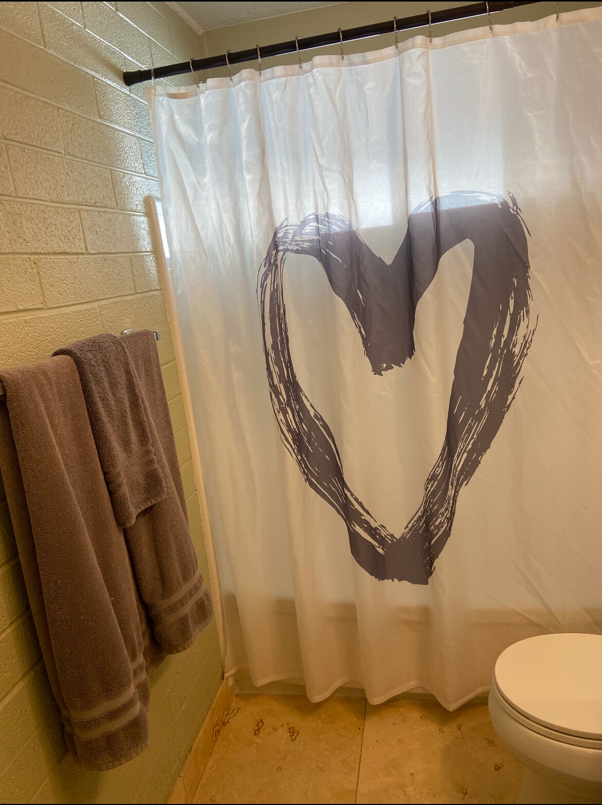 Building Photo - 1436 S Roberta St