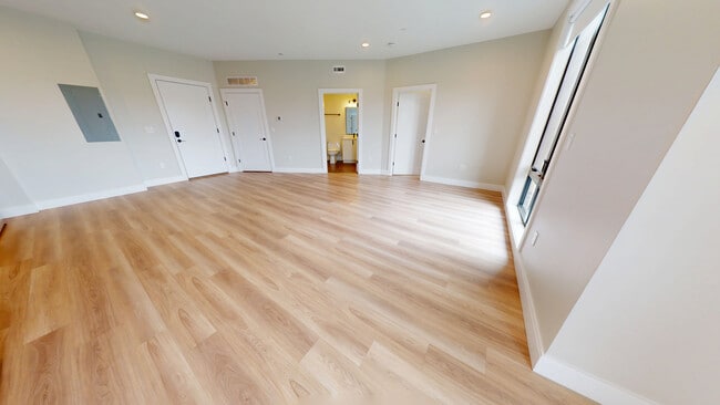 Floorplan - 1700 Dorchester Ave