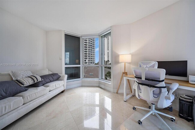 Building Photo - 21205 Yacht Club Dr