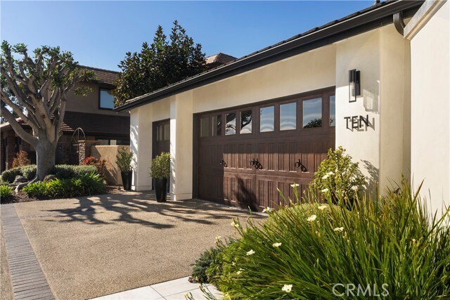 Building Photo - 10 Soto Grande Dr