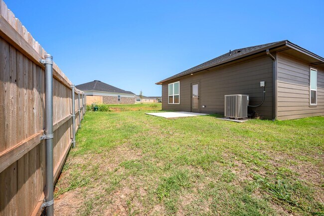 Building Photo - 4105 NW 180th St