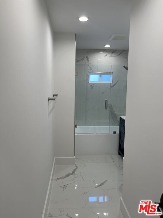 Building Photo - 1536 N Commonwealth Ave