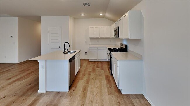 Building Photo - 1177 Sunflower Ln