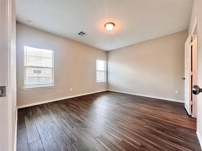 Building Photo - 21122 Voyage Ln