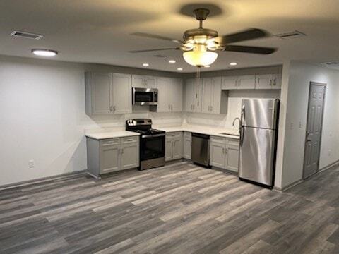 Building Photo - 8105 Corinth St