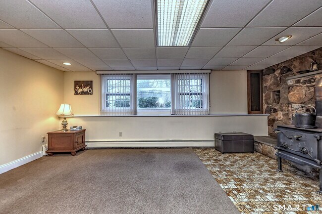 Building Photo - 4565 Madison Ave