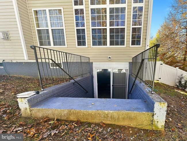 Building Photo - 14444 General Washington Dr