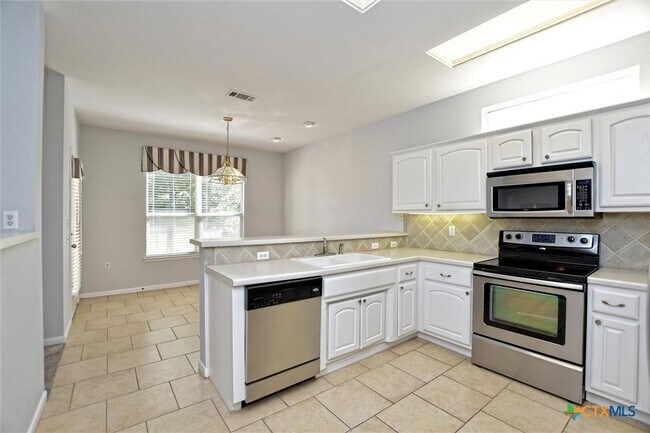 Building Photo - 117 Beautybush Trail