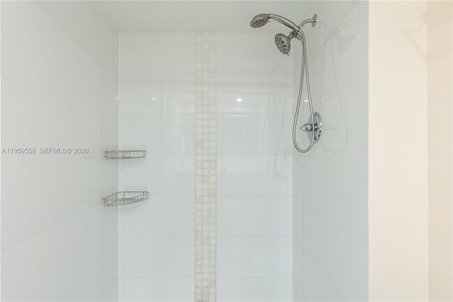 Building Photo - 20291 NE 30th Ave