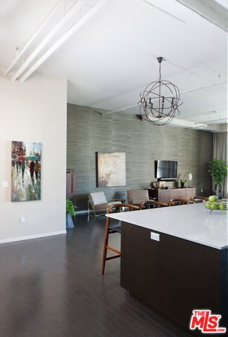 Building Photo - 1645 Vine St