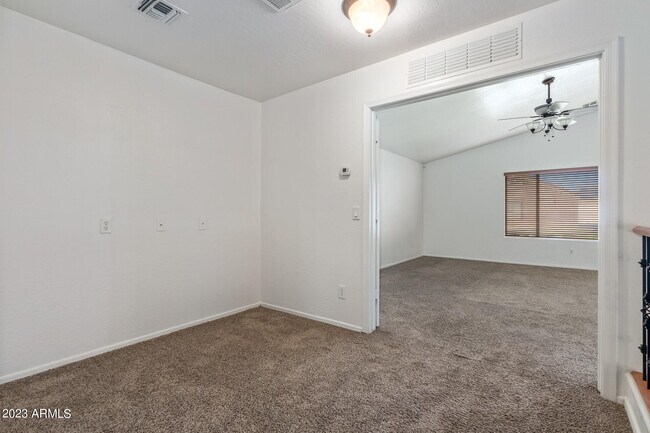 Building Photo - 21708 W Sonora St