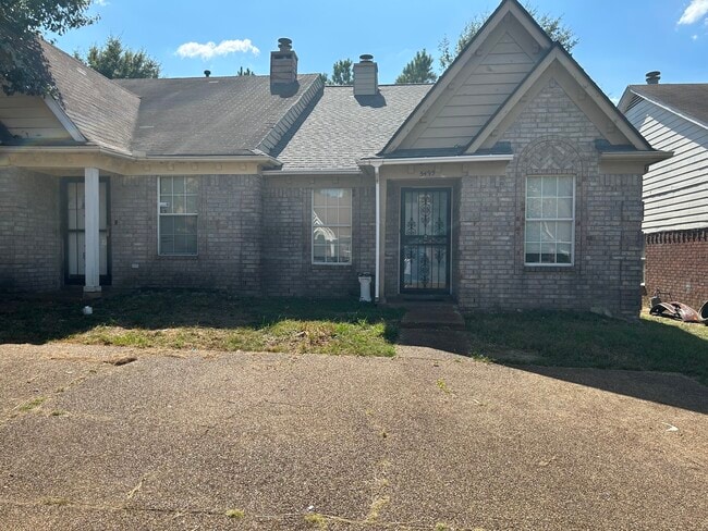 Building Photo - 5495 Emerald Hills Dr