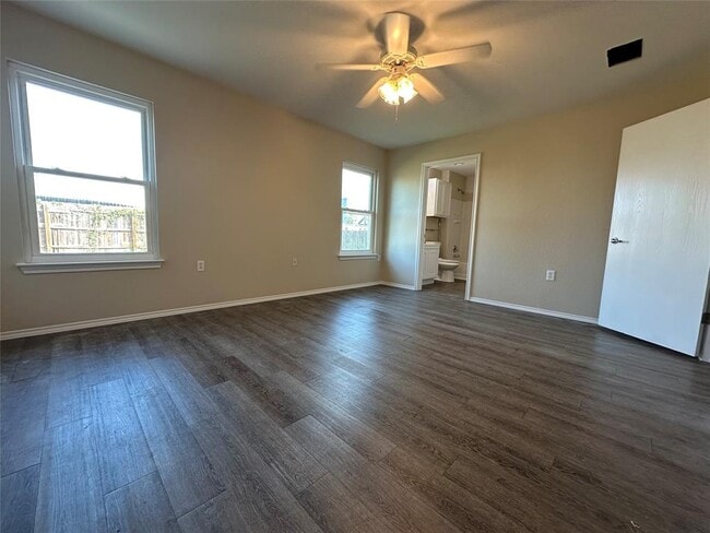 Building Photo - 3416 Autumn Bay Dr