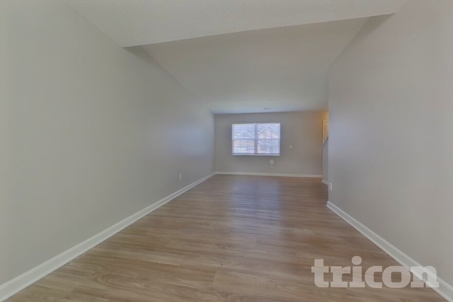 Building Photo - 521 Halleck Ln
